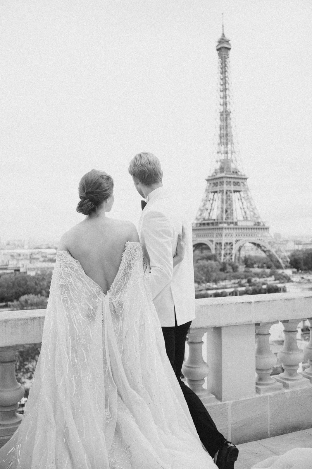 The best Shangri-la Paris Wedding Photos | Chernogorov Photography Destination Wedding Photographers